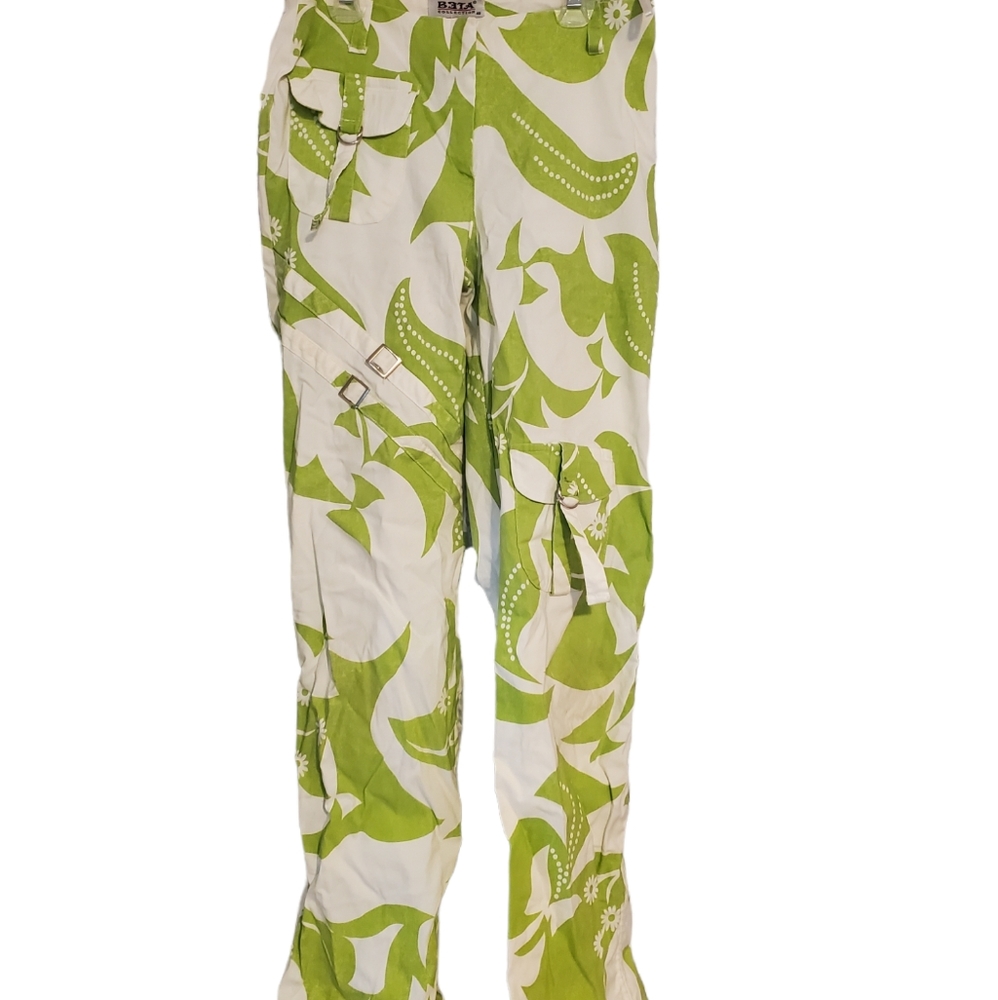 Preowned Size 29 Women's Green Floral Pattern Pants Beta Collection bell bottoms